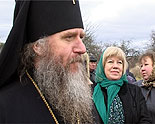 images/2010/vladyka_dimitriy_hram_v_bychihe/