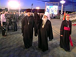 images/2010/vseH_sviatski_hram_pamyatnik_zahoronenie_v_kripte/