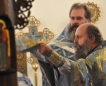 images/2013/21_y_prestolniy_prazdnik_otmetil_Radoste_Skorbyashchenskiy_prihod1188127.jpg