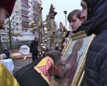 images/2013/Osvyashcheni_kupola_i_kresti_na_hram_v_chest_ikoni_Neupivaemaya4022444.jpg