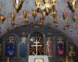 images/2013/Rossiyskie_palomniki_pomolilis_na_meste_zahoroneniy/