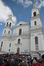 images/2013/pamiatnik_patriarhu_aleksiju_vitebsk/