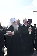 images/2013/pamiatnik_patriarhu_aleksiju_vitebsk/