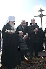 images/2013/pamiatnik_patriarhu_aleksiju_vitebsk/