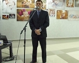 images/2014/Fotovistavka_Pust_na_vsey_planete_raduyutsya_deti_otkrilas_v_tsentre3326653.jpg