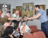 images/2014/Madonni_hudognika_Alekseya_Kuzmicha_predstavleni_v_minskom_prihode4279328.jpg