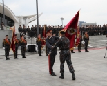 images/2014/Svyashchennik_osvyatil_novie_znamena_otryadov_OMON8700256.jpg