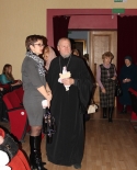 images/2015/Episkop_Antoniy_nagradil_uchastnikov_blagotvoritelnogo_marafona/