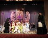 images/2015/Episkop_Antoniy_nagradil_uchastnikov_blagotvoritelnogo_marafona/