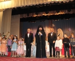 images/2015/Episkop_Antoniy_nagradil_uchastnikov_blagotvoritelnogo_marafona/