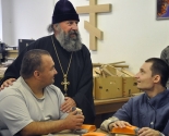 images/2015/Kak_minskiy_pravoslavniy_prihod_pomogaet_gitelyam/
