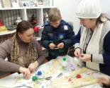 images/2015/Master_klassi_dlya_vsey_semi_po_izgotovleniyu_podarkov___na_vistavke1330419.jpg