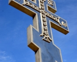 images/2015/Na_vezde_v_Borisov_episkop_Veniamin_osvyatit_poklonniy2993605.jpg