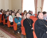 images/2015/Novogrudskih_genshchin_pozdravili_tsvetami_s_pravoslavnim_genskim8398186.jpg