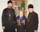 images/2015/V_Slonimskom_blagochinii_pozdravlyali_veteranov_voyni/