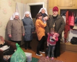 images/2016/Okazali_pomoshch_semyam_kotorie_otkazalis_ot4671573.jpg
