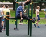 images/2016/Svyashchennik_zanyalsya_Street_Workout_chem_poslushnoe_telo_pomoget6081015.jpg