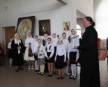 images/2017/Uchebniy_god_v_voskresnoy_shkole_Radoste_Skorbyashchenskogo_prihoda5494650.jpg