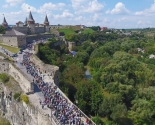 images/2018/Bolee_20_000_palomnikov_idut_krestnim_hodom_iz_Kamentsa_Podolskogo_v6403032.jpg