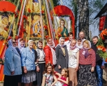 images/2019/K_Pashe_Hristovoy_palomniki_divno_ukrasili_mesto_upokoeniya_svyatoy2008764.jpg