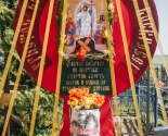 images/2019/K_Pashe_Hristovoy_palomniki_divno_ukrasili_mesto_upokoeniya_svyatoy2937446.jpg