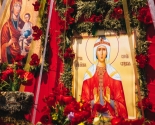 images/2019/K_Pashe_Hristovoy_palomniki_divno_ukrasili_mesto_upokoeniya_svyatoy8441633.jpg