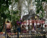 images/2019/Palomniki_preobrazili_mesto_upokoeniya_matushki_Valentini_k1480240.jpg