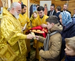 images/2019/Patriarshiy_Ekzarh_sovershil_Liturgiyu_v_minskom_hrame_v_chest2694371.jpg