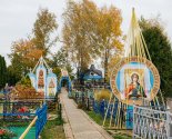 images/2019/Prirodnimi_materialami_i_givimi_tsvetami_ukrasili_k_prazdniku_Pokrova9027299.jpg