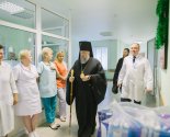 images/2020/Arhiepiskop_Ioann_pozdravil_detey_rodivshihsya_v_prazdnik_Rogdestva3157657.jpg