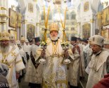 images/2020/Arhierei_i_duhovenstvo_Minskoy_mitropolii_pozdravili_mitropolita8007029.jpg