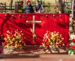 images/2020/K_Pashe_veruyushchie_ukrasili_mesto_upokoeniya/