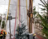 images/2020/K_Rogdestvu_Hristovu_palomniki_ukrasili_mesto/