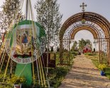 images/2020/K_prazdniku_Svyatoy_Troitsi_palomniki_ukrasili/