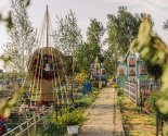 images/2020/K_prazdniku_Svyatoy_Troitsi_palomniki_ukrasili/