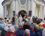 images/2020/Mitropolit_Veniamin_osvyatil_hram_Rogdestva_Presvyatoy_Bogoroditsi_v3640625.jpg