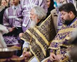 images/2021/Mitropolit_Minskiy_i_Zaslavskiy_vpervie_sovershil_chin_omoveniya_nog9375654.jpg