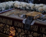 images/2021/Mitropolit_Veniamin_sovershil_utrenyu_s_chinom_pogrebeniya_Gospoda5702780.jpg