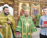 images/2021/Patriarshiy_Ekzarh_vruchil_diplomi_i_blagodarnosti_vipusknikam2471197.jpg