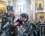 images/2021/Pozdravlyaem_nastoyatelya_protoiereya_Igorya_Korosteleva_i_klirikov7859621.jpg