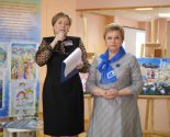images/2021/Prezentatsiya_kalendarya_hudogestvennoy_masterskoy_RadugaMi_delaem3130062.jpg