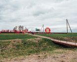 images/2022/Palomniki_ukrasili_k_Pashe_mesto_upokoeniya_blagennoy_Valentini1797547.jpg