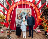 images/2022/Palomniki_ukrasili_k_Pashe_mesto_upokoeniya_blagennoy_Valentini4286734.jpg