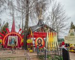 images/2022/Palomniki_ukrasili_k_Pashe_mesto_upokoeniya_blagennoy_Valentini6226545.jpg