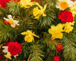 images/2022/Palomniki_ukrasili_k_Pashe_mesto_upokoeniya_blagennoy_Valentini8343724.jpg
