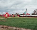 images/2022/Palomniki_ukrasili_k_Pashe_mesto_upokoeniya_blagennoy_Valentini8675963.jpg