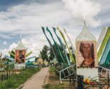images/2022/Palomniki_ukrasili_mesto_upokoeniya_blagennoy_Valentini/