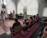 images/2022/Prihod_ikoni_Vseh_skorbyashchih_Radost_posetili_uchashchiesya4478354.jpg