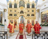 images/2026/V_Nedelyu_Svyatoy_Pashi_Patriarshiy_Ekzarh_0413101400/